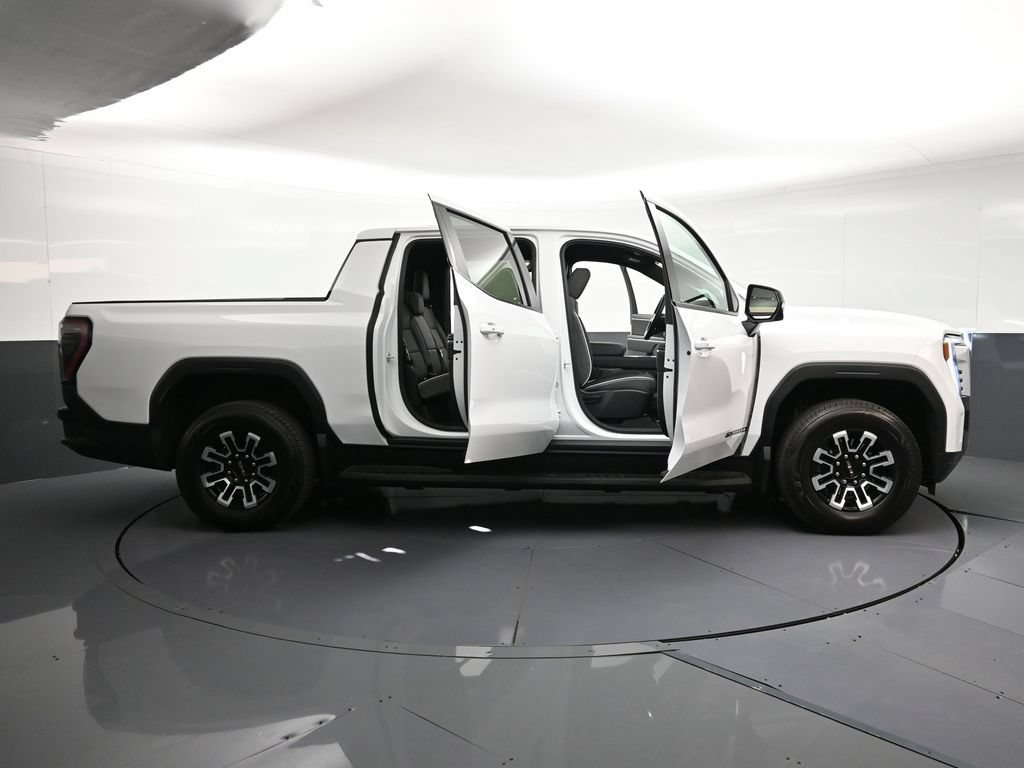 Used 2026 GMC Sierra EV Elevation AWD/4WD image 32