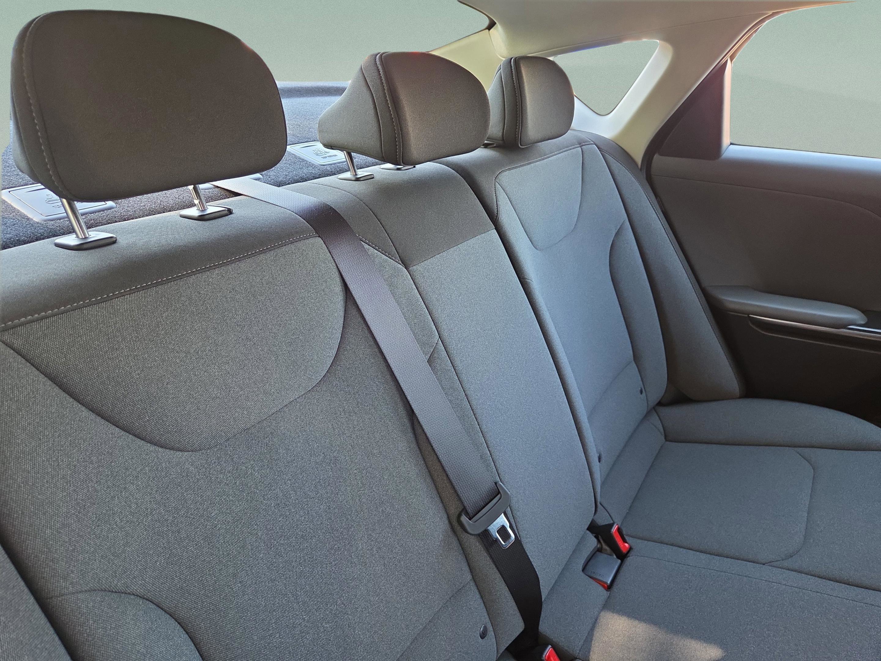 Used 2025 Kia K4 LXS image 33