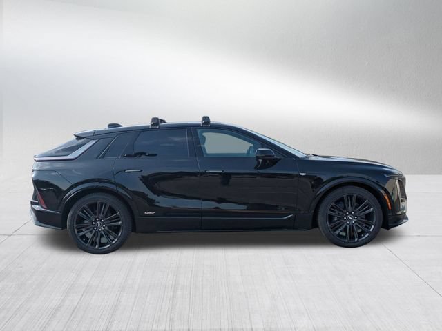New 2026 Cadillac Lyriq V AWD/4WD image 4