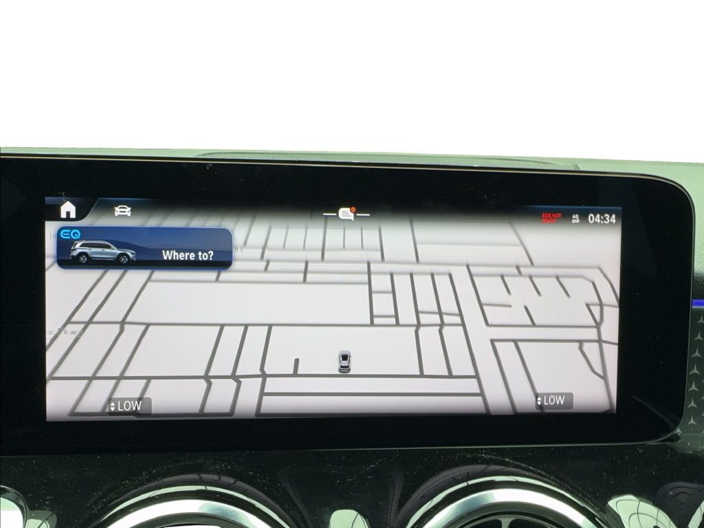 Used 2024 Mercedes-Benz EQB 300 4MATIC image 42