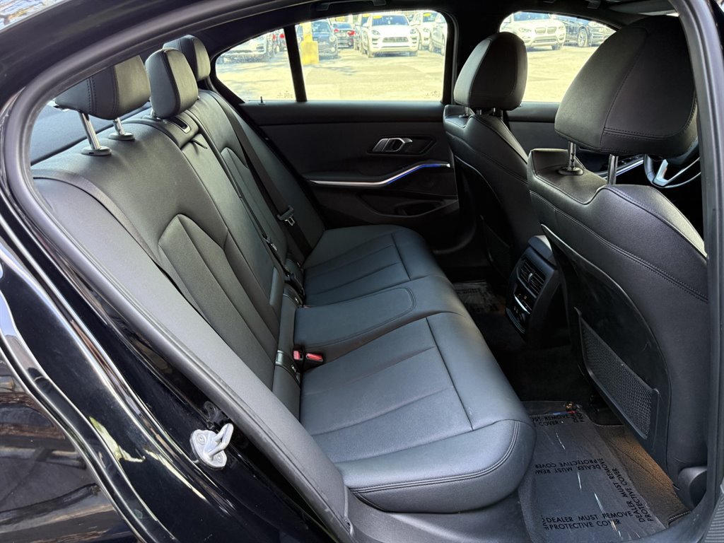 Used 2020 BMW 330i Sedan w/ Driving Assistance Package RWD image 16