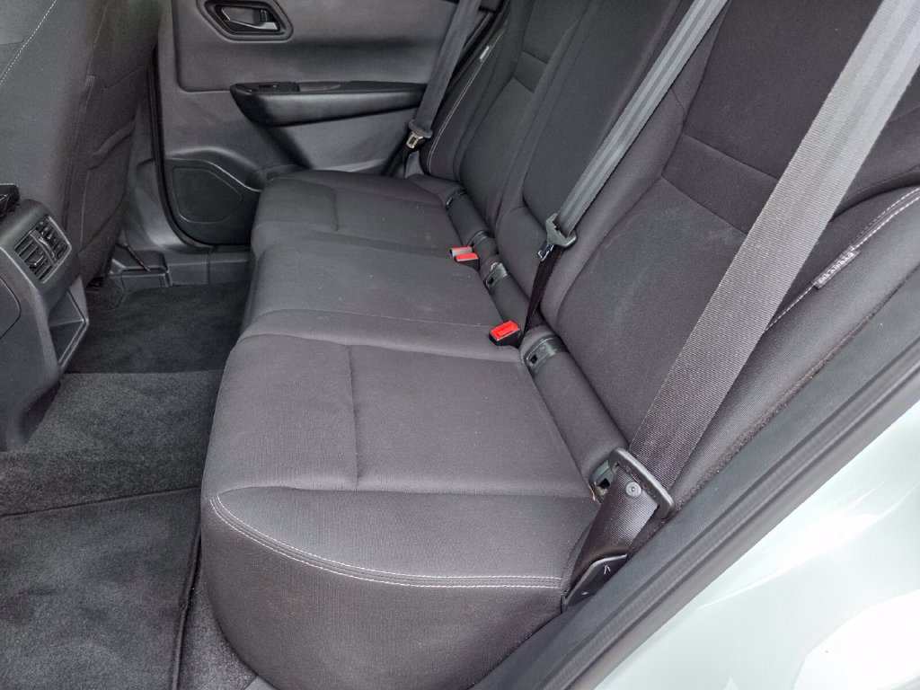 Used 2026 Nissan Rogue S FWD image 23
