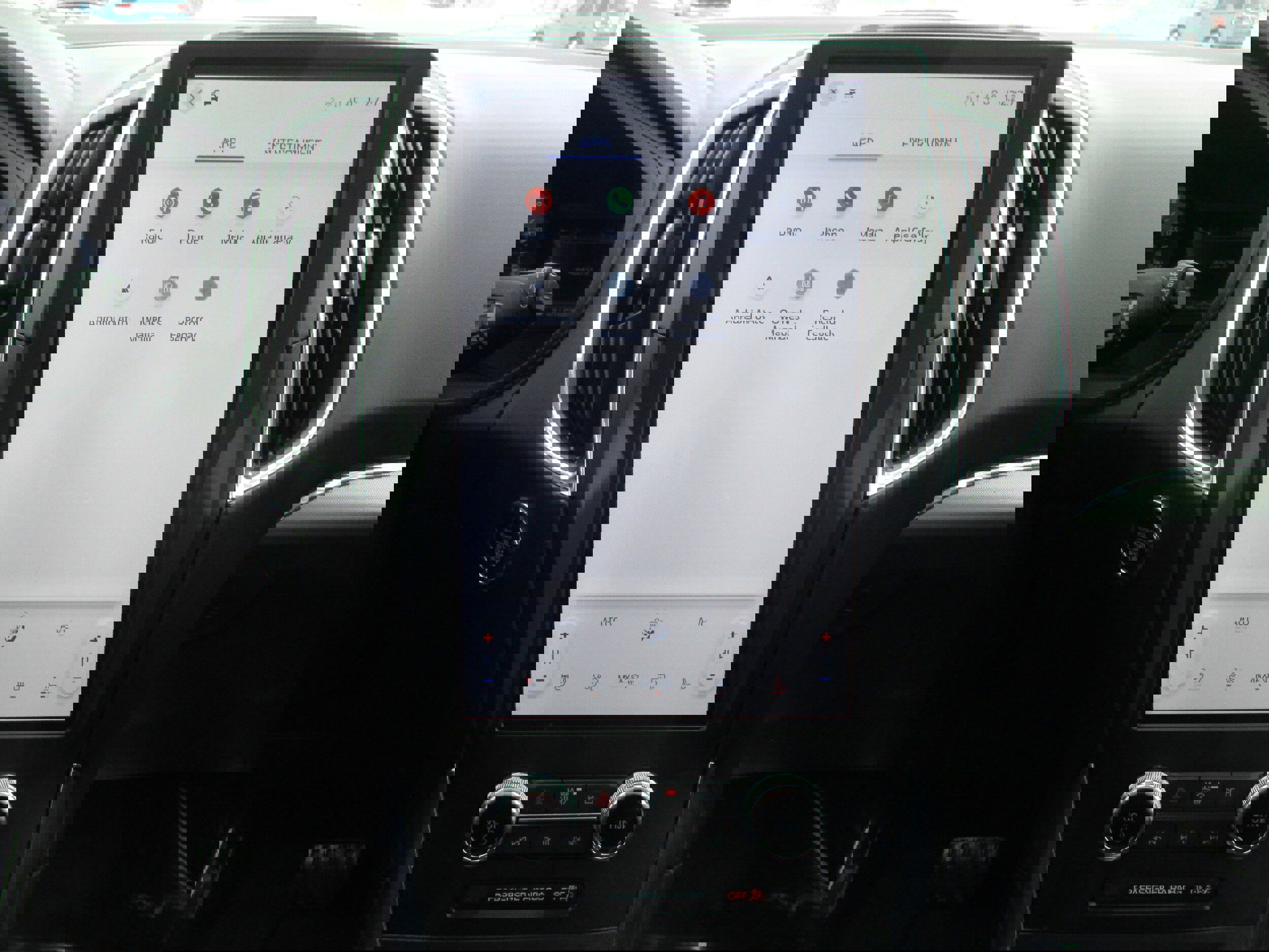 Used 2024 Ford Edge Titanium image 22