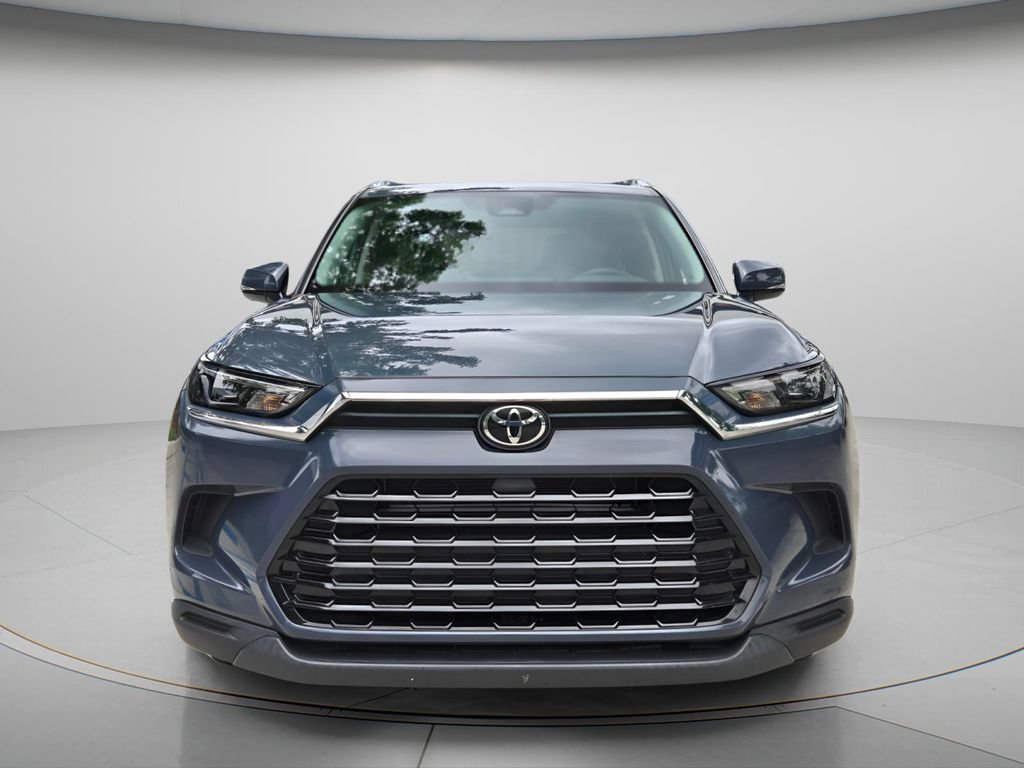 Used 2024 Toyota Grand Highlander AWD Hybrid image 3