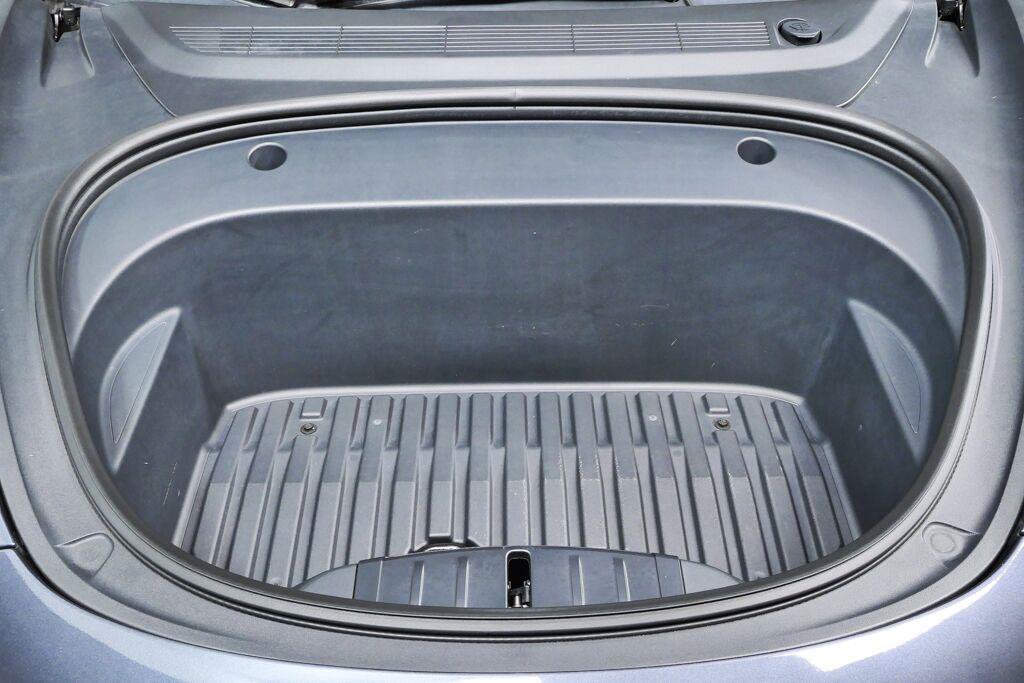 Used 2023 Tesla Model 3 Standard Range RWD image 31