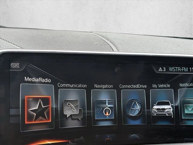 Used 2017 BMW X5 xDrive40e image 7