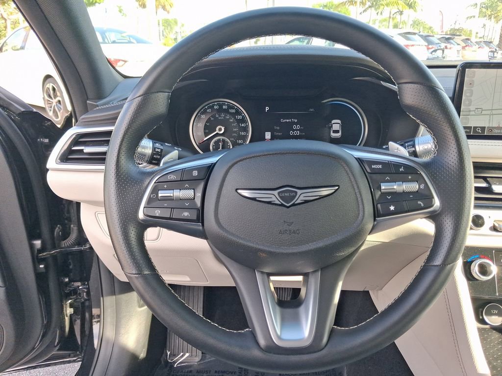 Used 2025 Genesis G70 2.5T RWD image 16