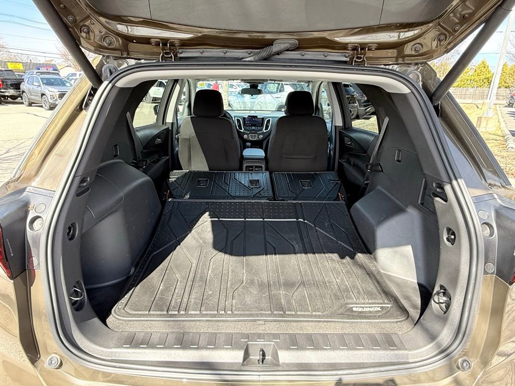 Used 2023 Chevrolet Equinox LT AWD/4WD image 28