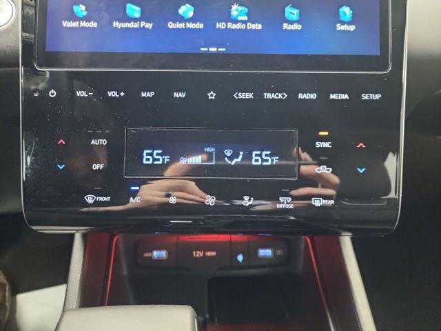 Used 2023 Hyundai Santa Cruz Limited image 30