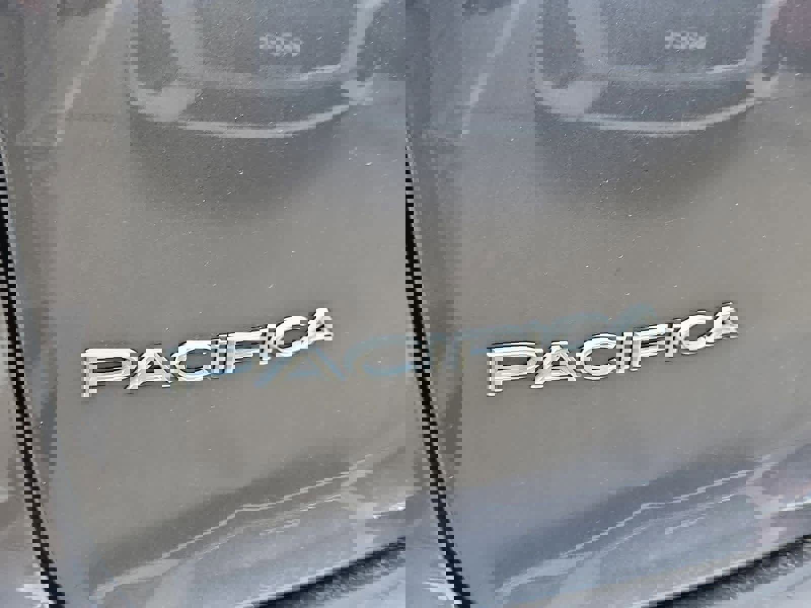 Used 2022 Chrysler Pacifica Pinnacle image 12