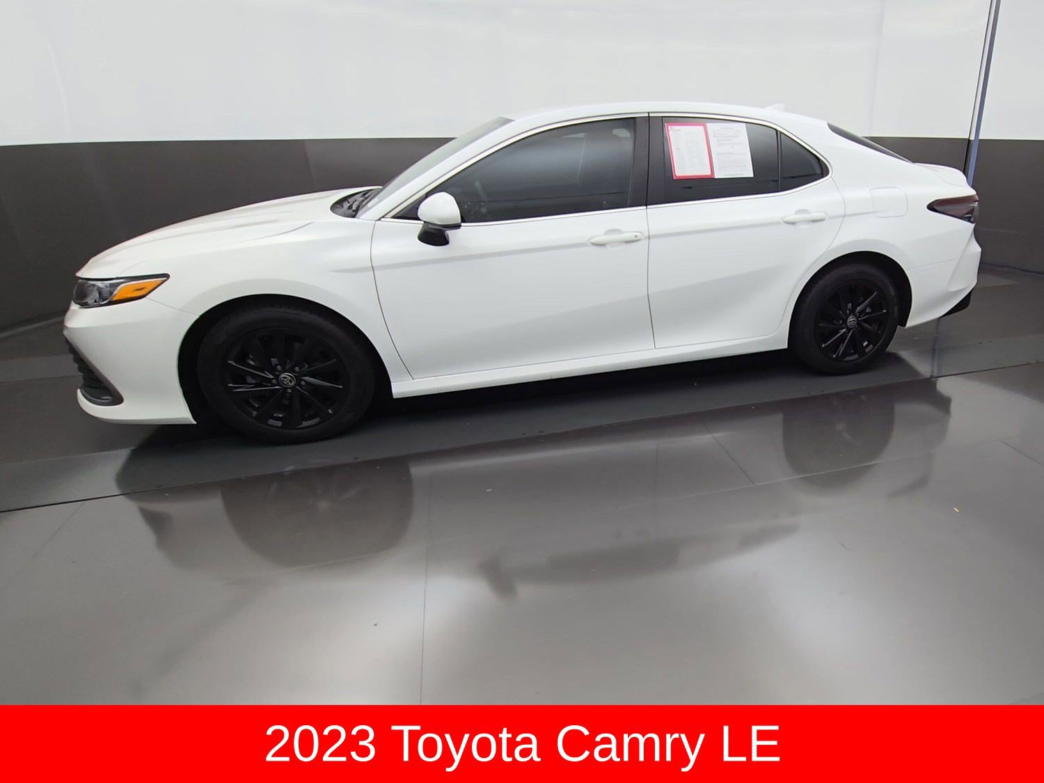 Certified 2023 Toyota Camry LE FWD image 4