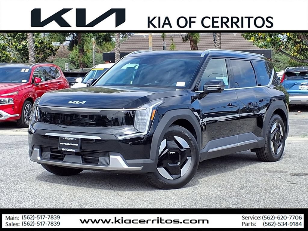 Used 2026 Kia EV9 Wind AWD/4WD image 1