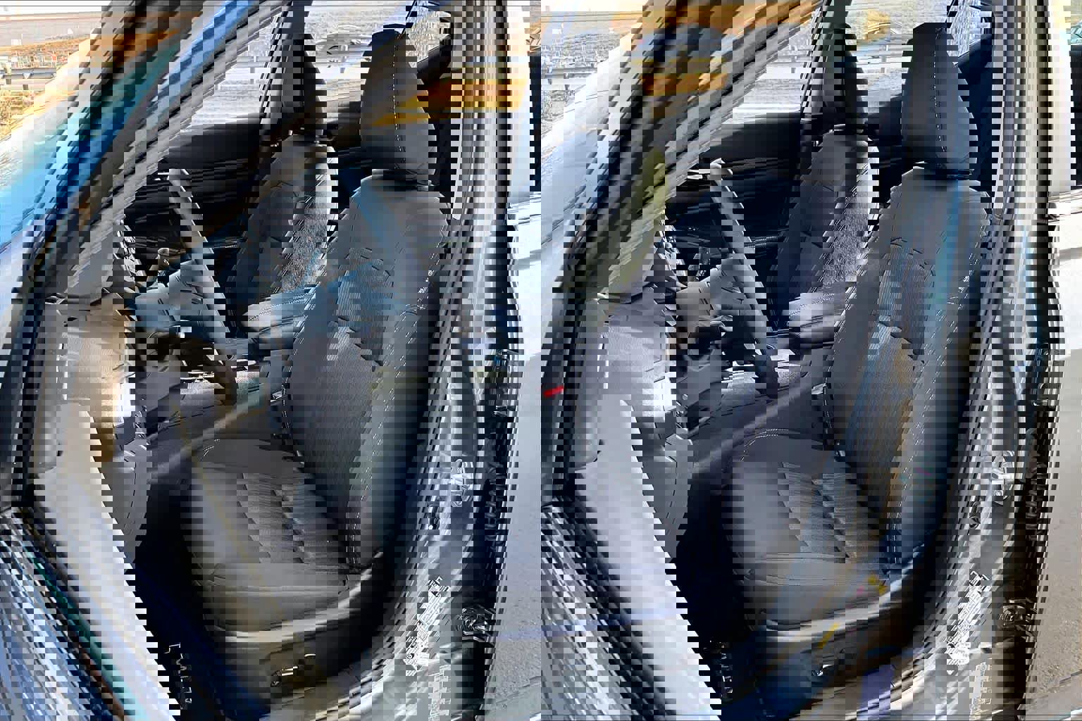 Used 2025 Nissan Altima 2.5 SV image 8