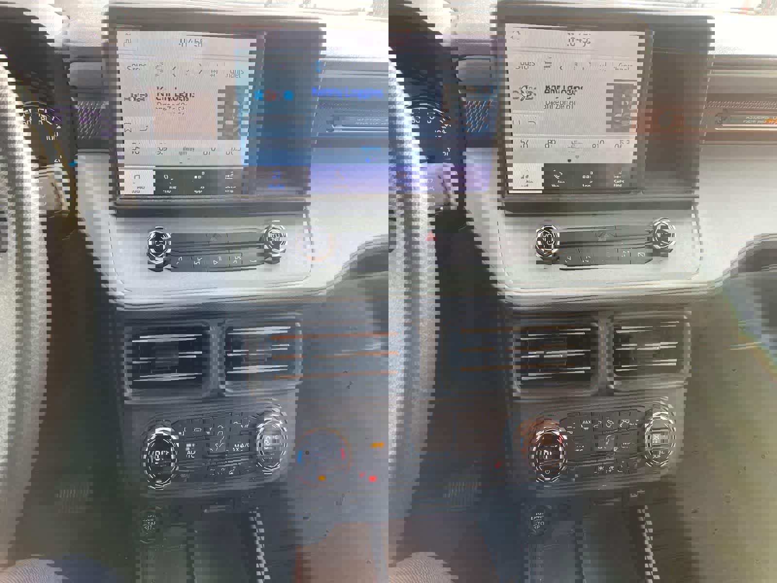 Used 2022 Ford Maverick Lariat w/ Lariat Luxury Package image 15