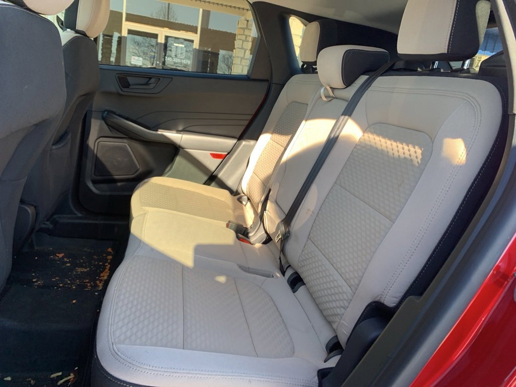 Used 2022 Ford Escape SE w/ Convenience Package image 16