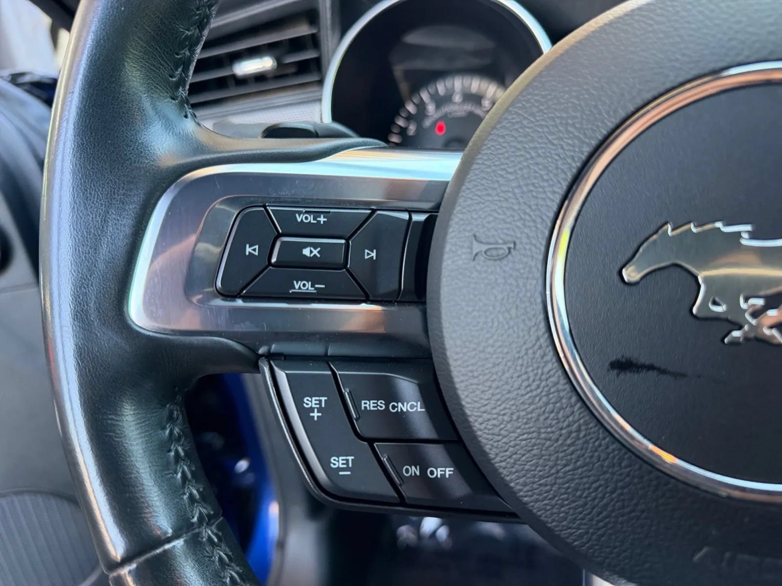Used 2020 Ford Mustang GT RWD image 24