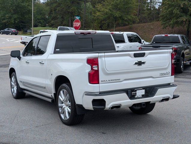 Used 2024 Chevrolet Silverado 1500 High Country AWD/4WD image 9