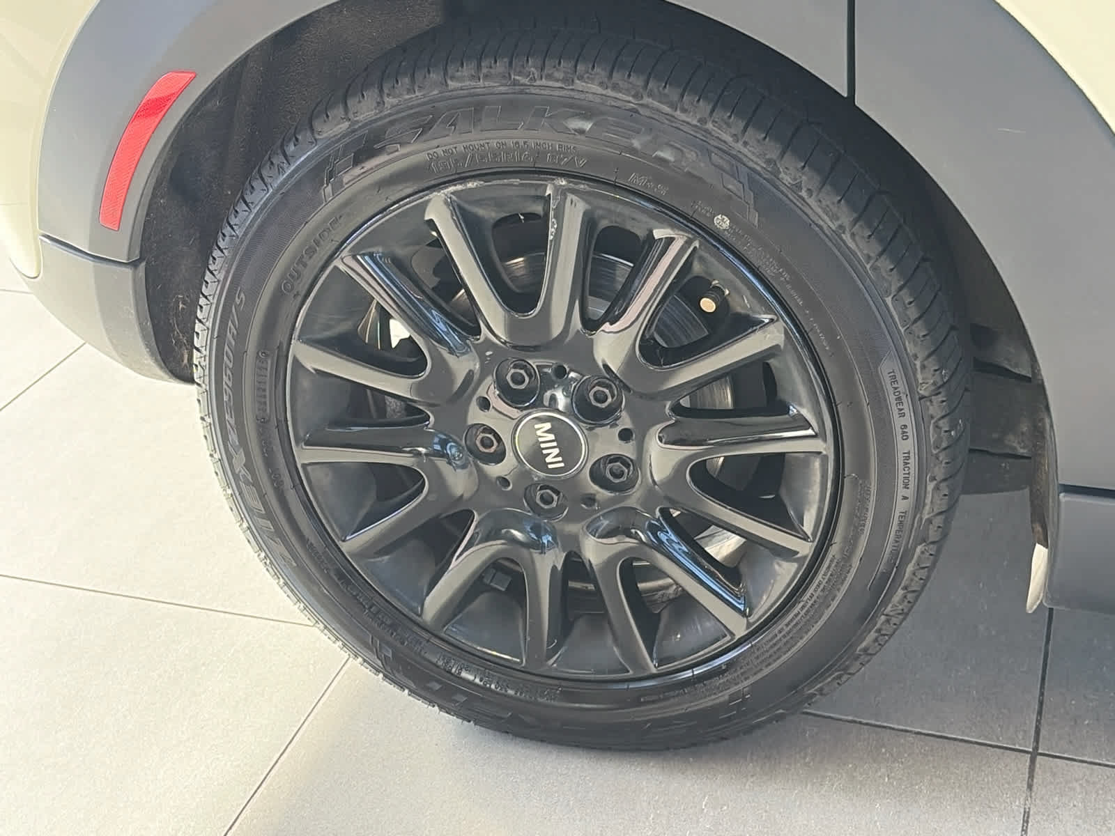 Used 2017 MINI Cooper 4-Door Hardtop FWD image 17