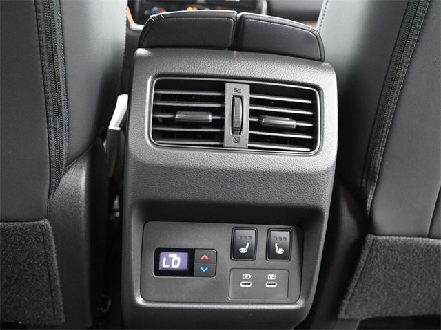 New 2026 Nissan Rogue Platinum image 14