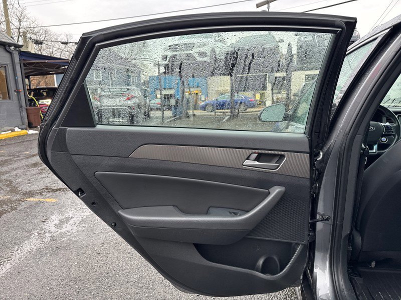 Used 2018 Hyundai Sonata Sport w/ Cargo Package image 12