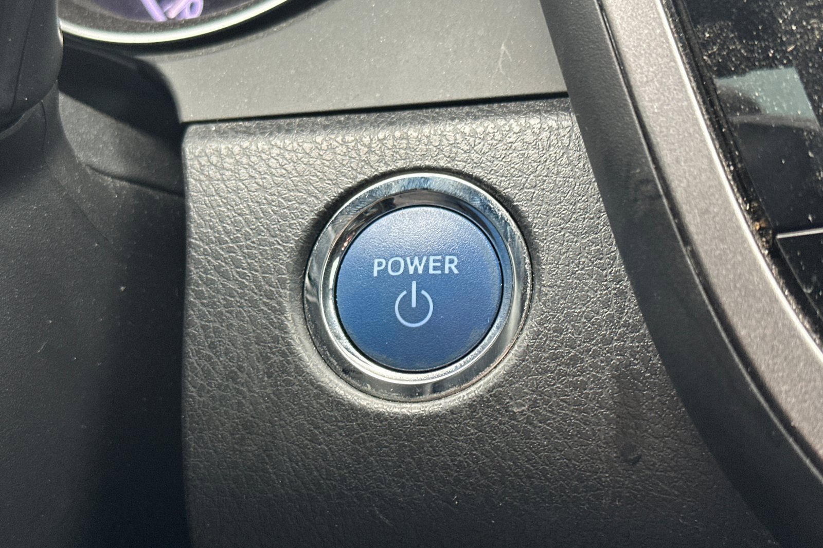 Used 2022 Toyota Camry SE image 33