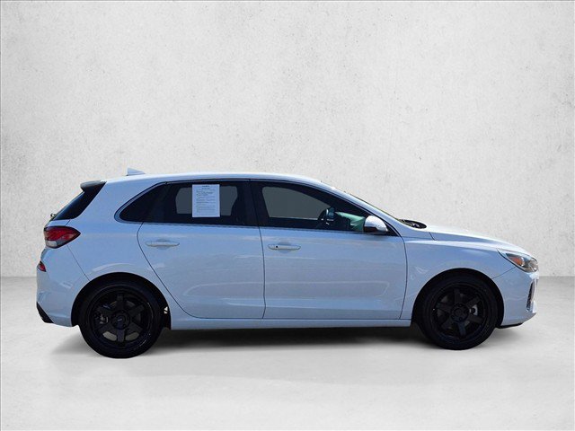 Used 2018 Hyundai Elantra GT Sport FWD image 4