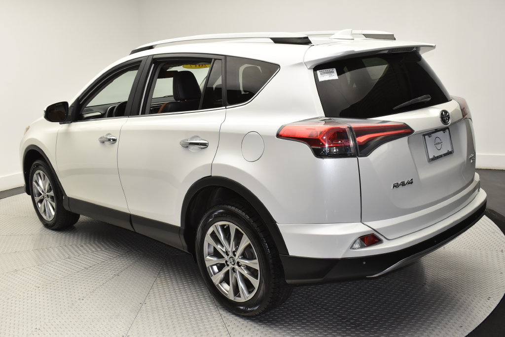 Used 2017 Toyota RAV4 Limited w/ Advanced Technology Package AWD/4WD image 7