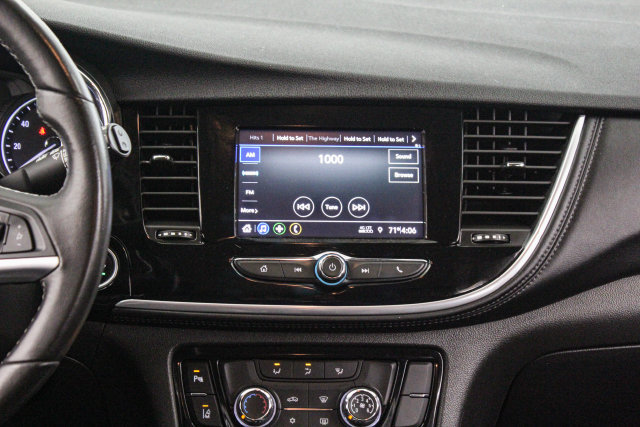 Certified 2022 Buick Encore Preferred w/ Safety Package II AWD/4WD image 21