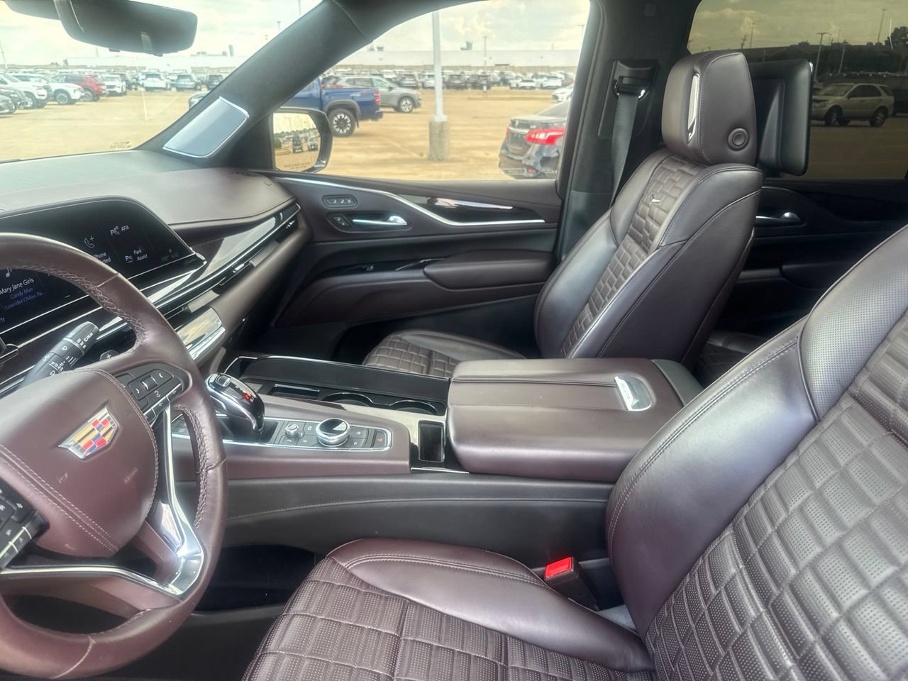 Used 2023 Cadillac Escalade ESV Premium Luxury Platinum AWD/4WD image 45