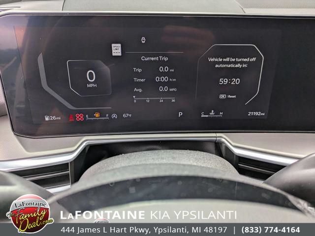 Certified 2025 Kia Sorento SX FWD image 18