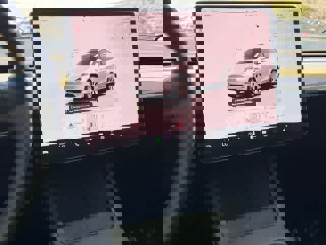 Used 2023 Tesla Model Y Performance image 21