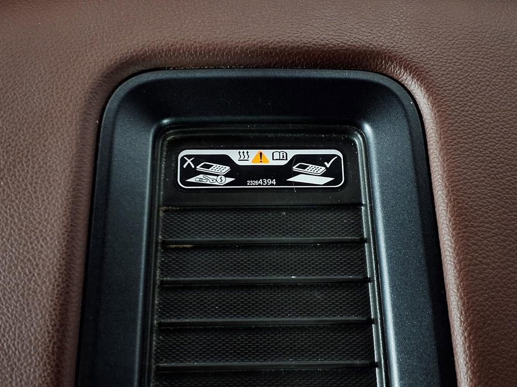 Used 2018 Chevrolet Silverado 1500 High Country AWD/4WD image 25