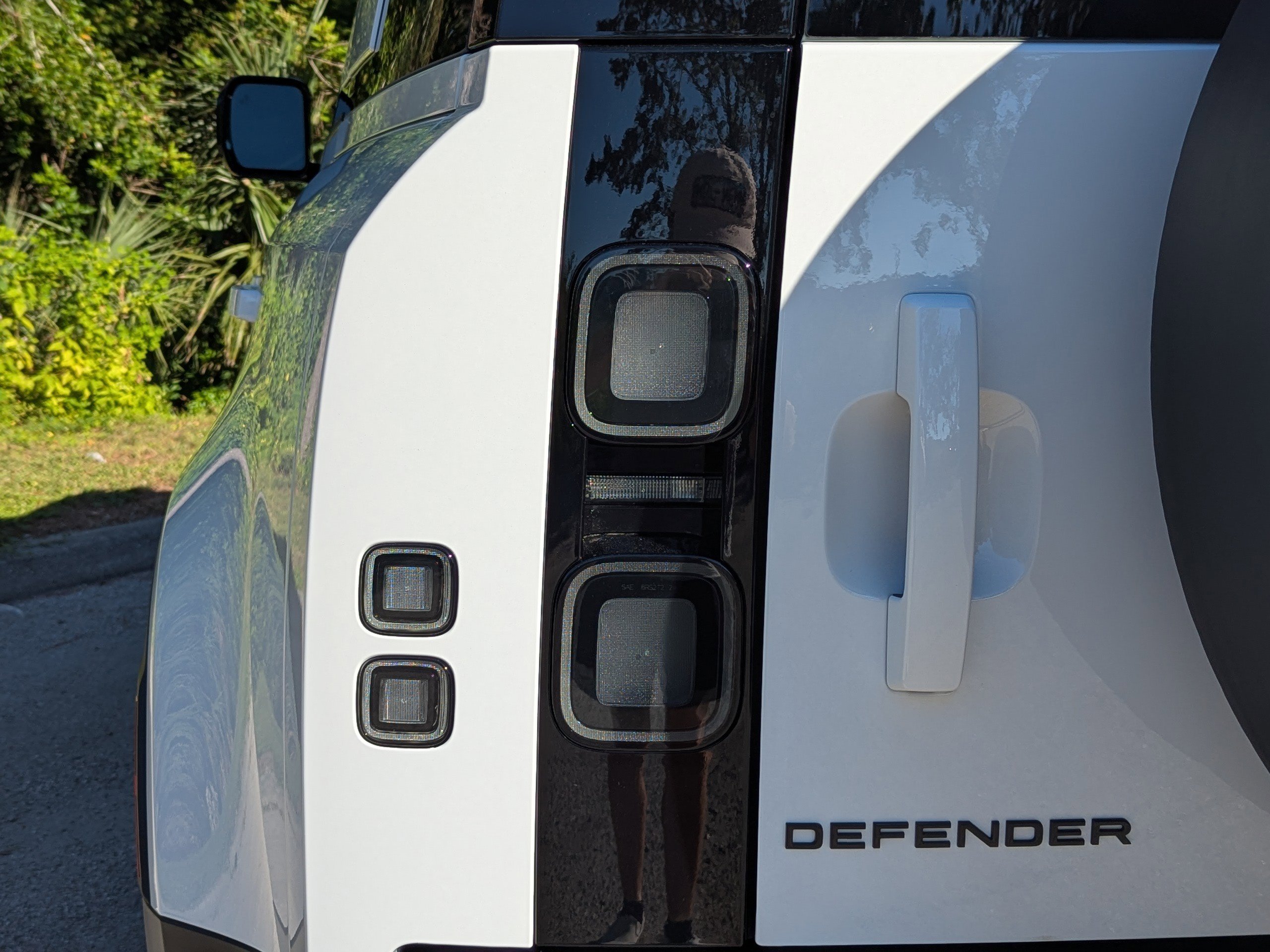 New 2026 Land Rover Defender 110 S image 10