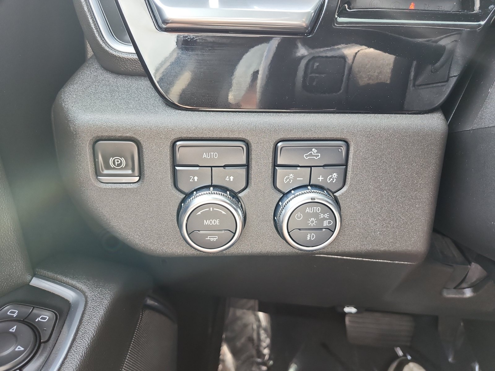Used 2022 GMC Sierra 1500 Elevation AWD/4WD image 25