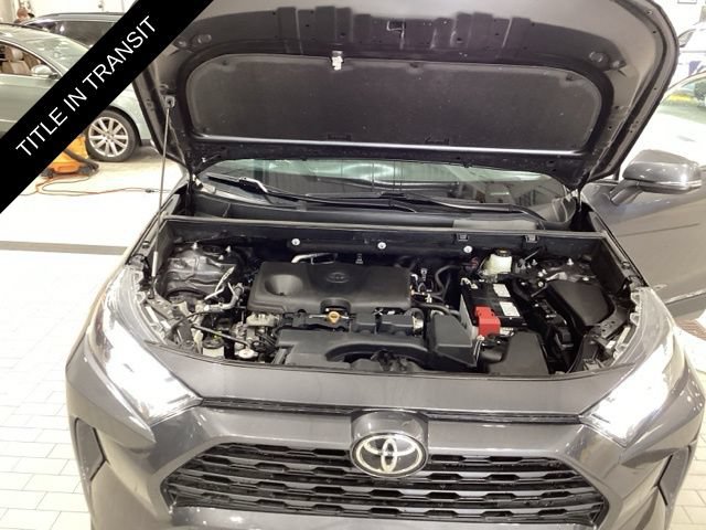 Used 2025 Toyota RAV4 XLE AWD/4WD image 15