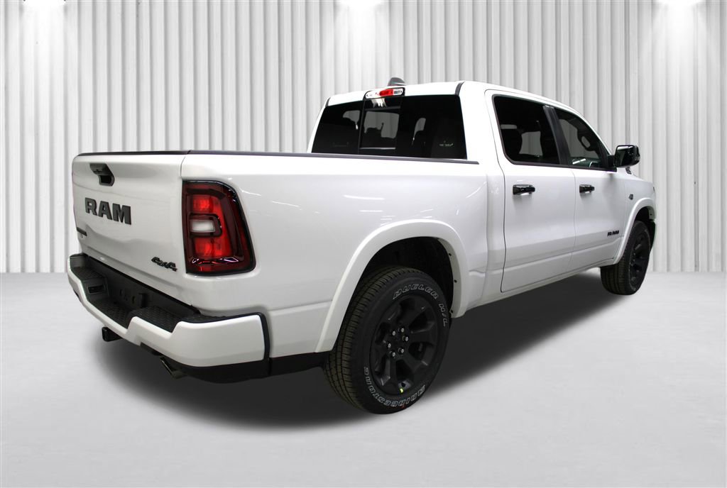 New 2026 RAM 1500 4x4 Crew Cab image 3