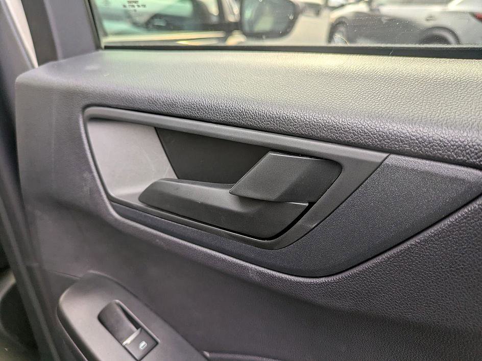 Used 2022 Ford Escape SE image 30