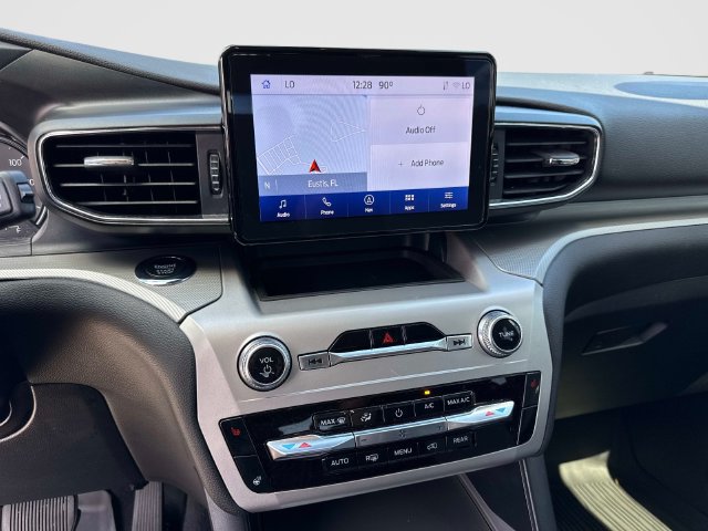 Certified 2022 Ford Explorer XLT w/ Equipment Group 202A RWD image 25