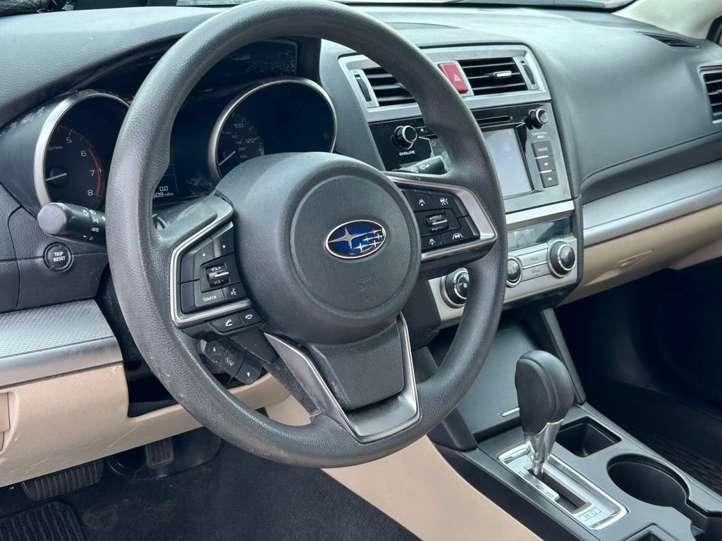 Used 2019 Subaru Outback 2.5i AWD/4WD image 18