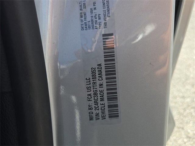 New 2026 Chrysler Pacifica Select image 29