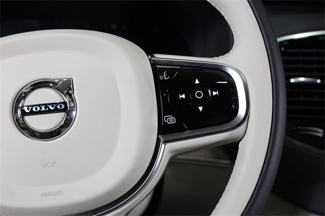 Used 2025 Volvo XC90 B6 Plus w/ Protection Package Premier image 27