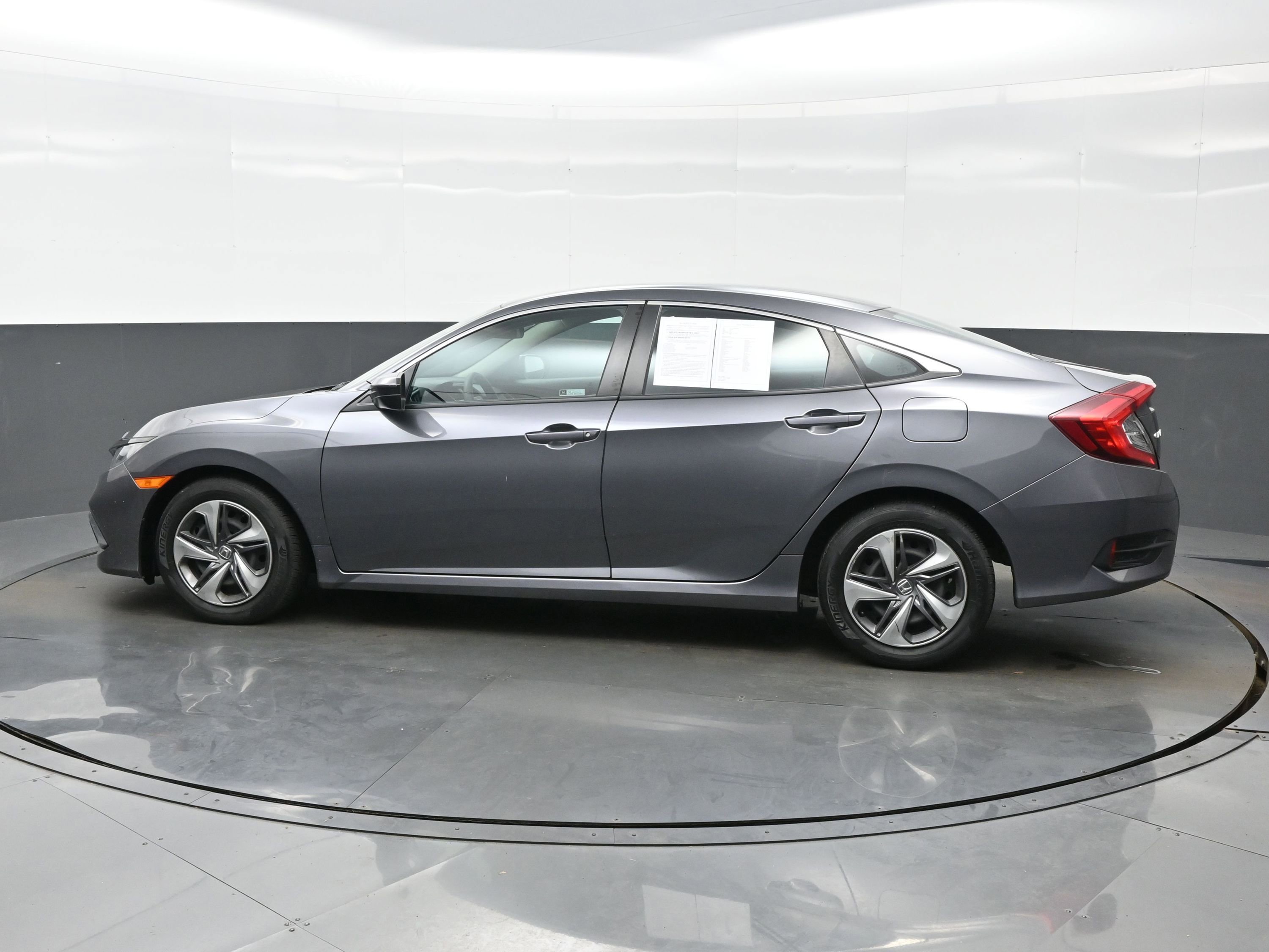 Used 2021 Honda Civic LX image 3