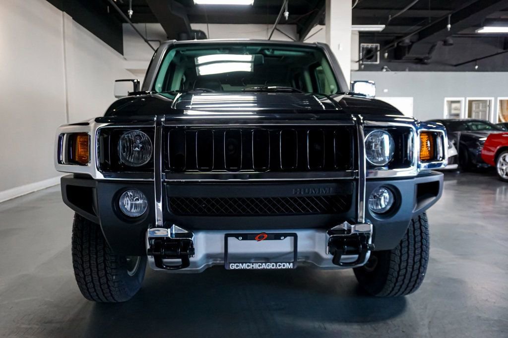 Used 2009 HUMMER H3 Alpha image 18
