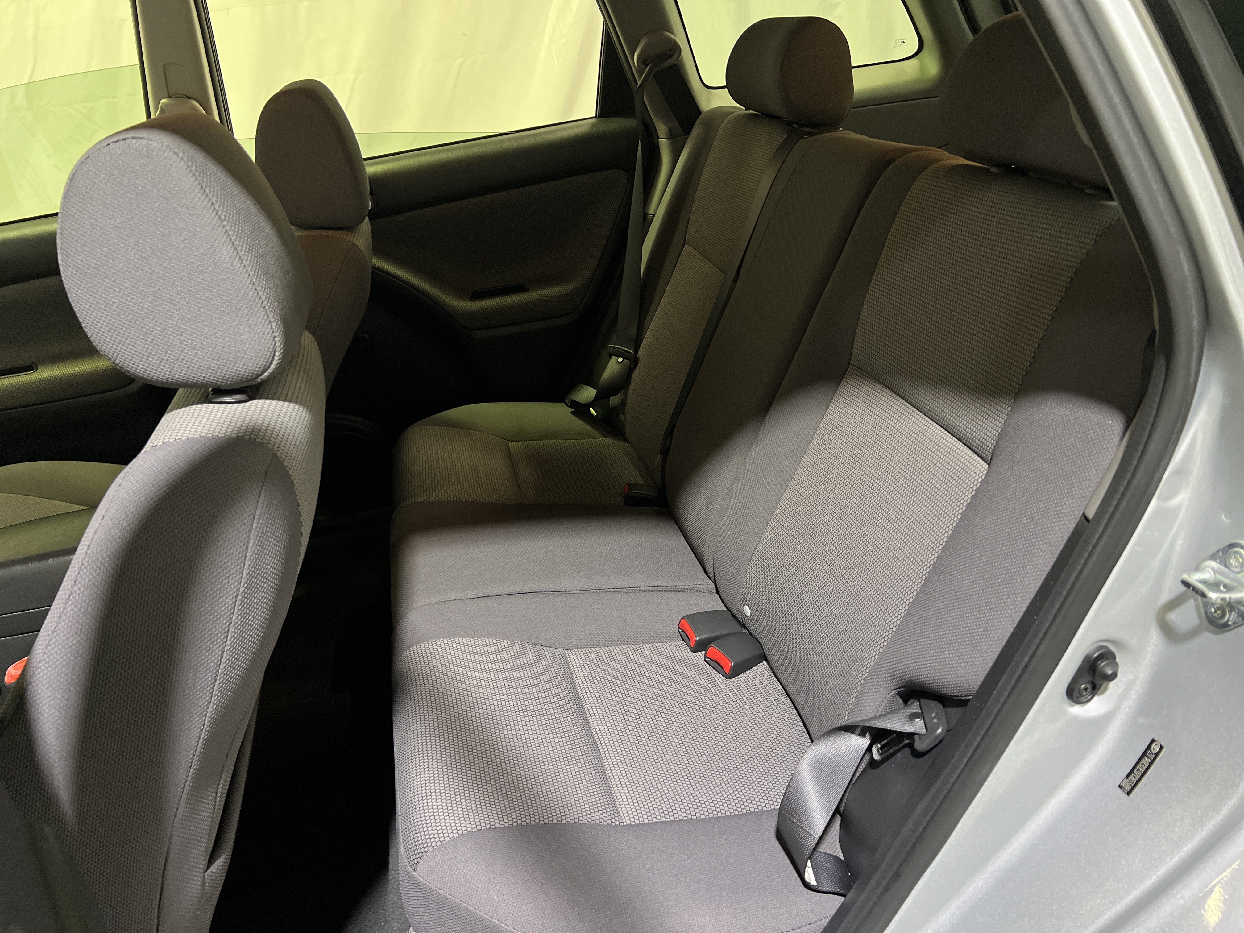 Used 2007 Toyota Matrix FWD image 16
