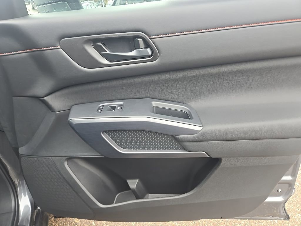 New 2026 Nissan Pathfinder Rock Creek image 27