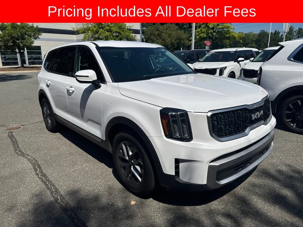 Used 2023 Kia Telluride LX AWD/4WD image 1