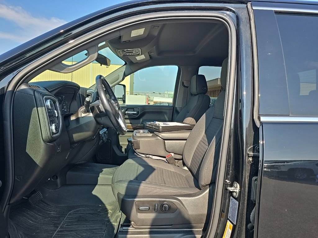 Used 2022 GMC Sierra 3500 SLE w/ SLE Convenience Package AWD/4WD image 11