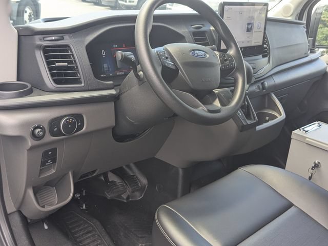 New 2026 Ford Transit 250 148 Medium Roof w/ Load Area Protection Package RWD image 9
