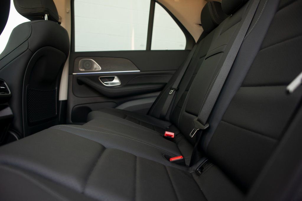 Used 2025 Mercedes-Benz GLE 350 4MATIC image 25