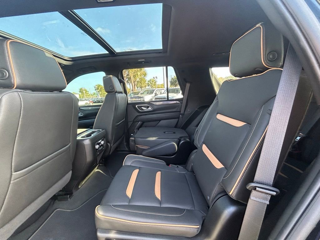 Used 2024 GMC Yukon AT4 w/ AT4 Premium Package image 14